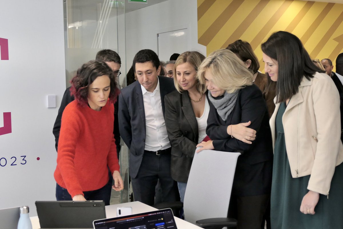 ADublanche's tweet photo. Une belle 1ere promo de 40 entreprises dans les domaines de la transition écologique, du handicap et du sport issues  de tous les territoires d’Ile-de-France.
💪🏻 Et 40% de projets portés par des femmes, un bon début! https://t.co/xMCTGXLHb4