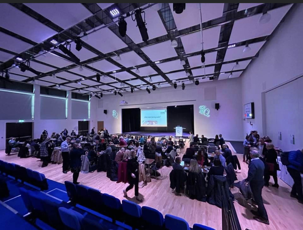 LesQuennevaisSc's tweet image. So proud and excited to welcome education leaders from across the Island as we host world renowned educationalist Professor John Hattie ⁦@osirisedu⁩ A day to challenge &amp;amp; stimulate our thinking ⁦@RobSainsbury4⁩ ⁦@innagardiner⁩ ⁦@SeanFORegan⁩