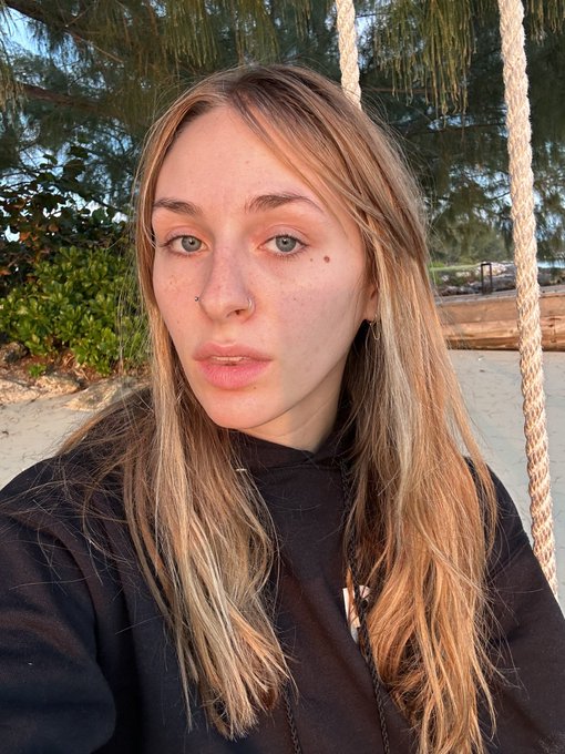 TW Pornstars Angel Youngs😇. Pictures and videos from Twitter. Page 2
