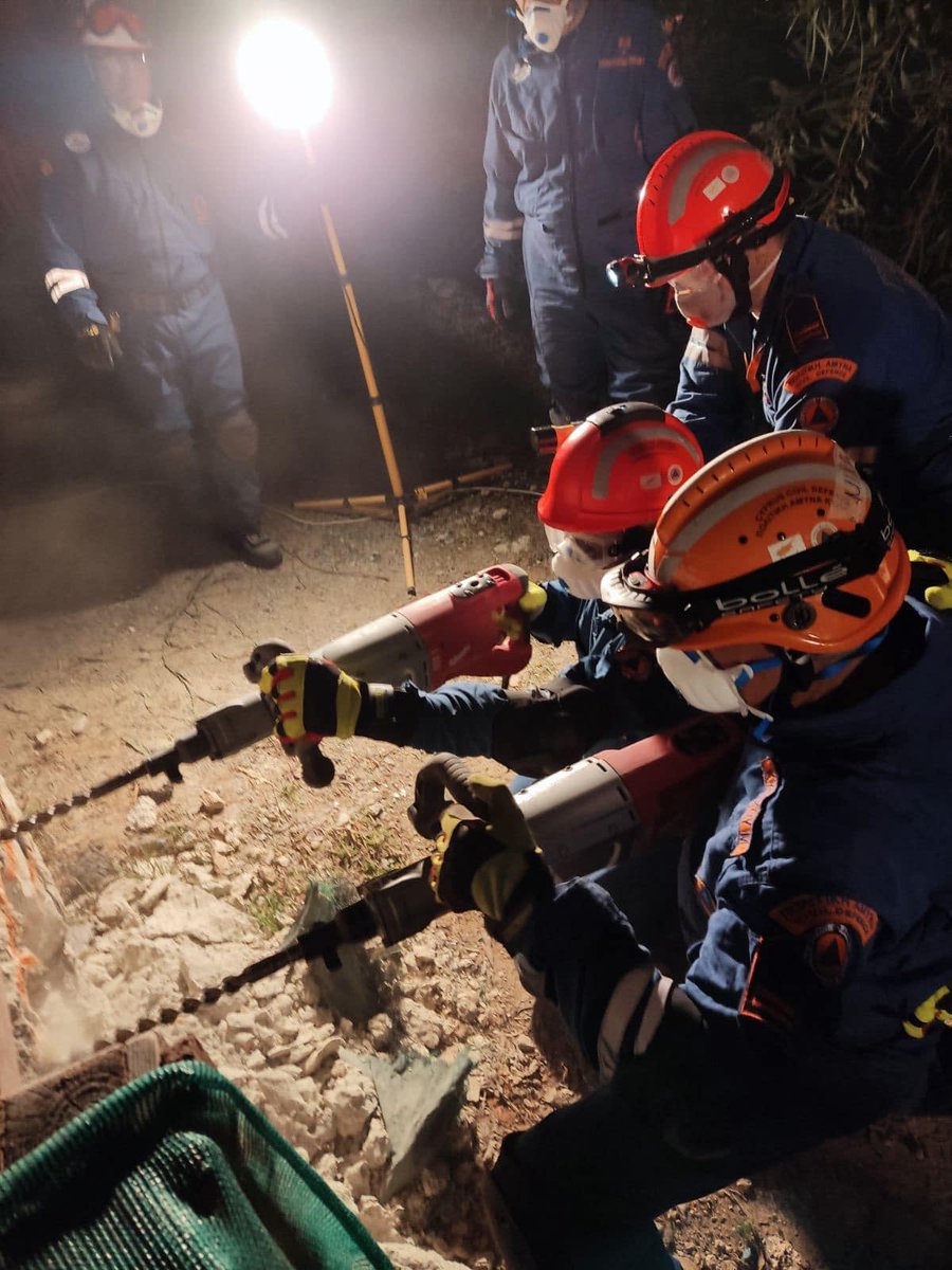 ppapazog's tweet photo. #Glad to have participated to this @Insarag #LUSAR-grade ⛑ #training organized by the Colleagues of #Civil_Defence_Larnaka.

#Honoured to be 🦺 #Search_and_Rescue_Unit_Nicosia_Kerynia

#Thankful to be 🧑‍🔬👨‍🎓 @CoE_CERIDES 

#ProudToBe @CivilDefenceCy 
👇👇👇
https://t.co/X4KmFcCykE https://t.co/nOo1MRP67Y