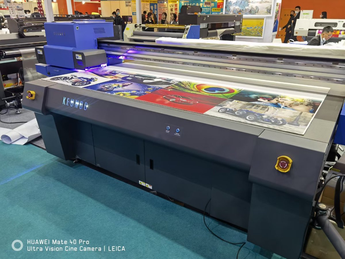 GRETCHENLI5858's tweet photo. #KEUNDO UV flatbed printer & Hybrid UV printer with Epson T3200 heads!NEW technology!NEW life! #uvprinter #hybriduvprinter #digitalprinter #largeformat WA:+86 17366026658 https://t.co/bwMKw8DNQT