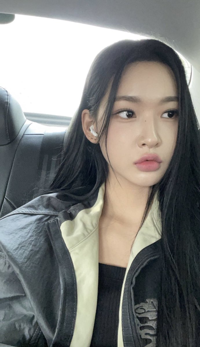 230313 #이진 인스스 🖤