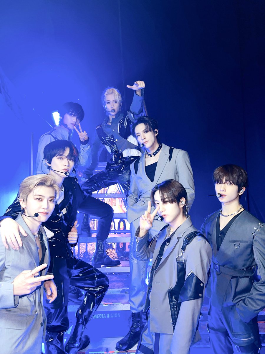 jlenooi's tweet photo. ㅤㅤ
ᅠ                  
Thank you Bangkok Czennies, it was a great memories too see you in concert. ❤️ᅠ
                  ㅤㅤ https://t.co/Jbt6IkWkzt