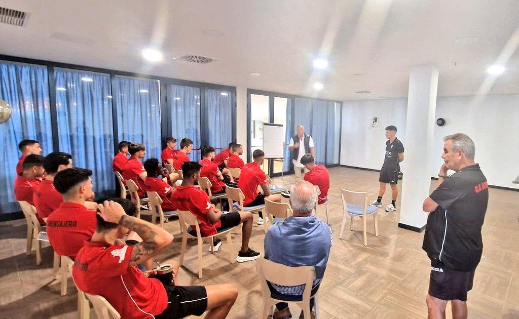 🤝🏼 Agradecidos al <a href="/PlayitasResort/">Playitas Resort</a> y a su director Mario Valle por las deferencias que tuvieron con la expedición desplazada a Fuerteventura. 

#Confiamos