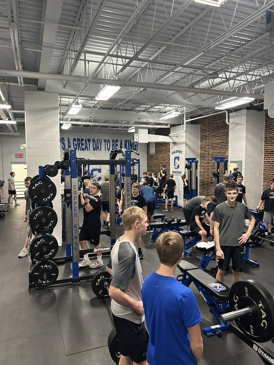 Great start to our spring workouts! 58 kids showing up at 6:30 AM to get better! #GreatDayToBeAKing <a href="/Copper_Kings/">Calumet Athletics</a>
