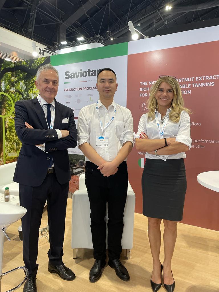 GruppoSaviola's tweet photo. Una settimana di grande esposizione internazionale per #Saviolife. Con la nostra expertise nel campo dell’agricoltura e dell’alimentazione animale sostenibili, siamo stati ad Argus Fertilizer Asia Conference e VIV Asia 2023.
#GruppoSaviola #TheEcoEthicalCompany #NaturalTomorrow https://t.co/zObtZMXc7u