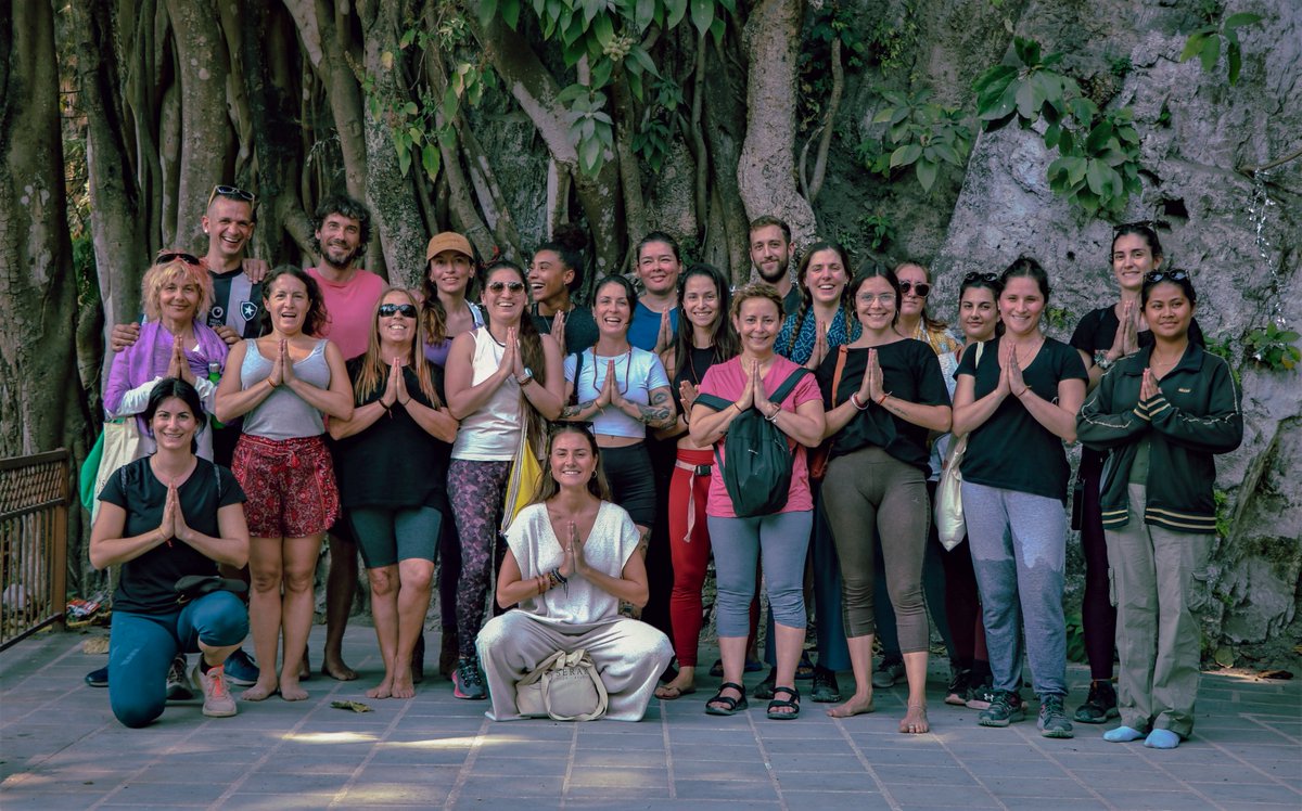 AatmYogashala's tweet photo. Exploring the Vashishtha Cave with these amazing students was an unforgettable experience!
#vashishthacave #meditationcave #rishikeshindia #excursionday #meditationplace #spiritual #ganges #himalayanexcursion #yogateachertraining #yogainrishikesh #yogainindia #AatmYogashala https://t.co/4InicNUFNj