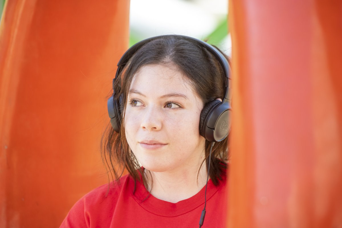 🎧¿Conocés #EscucháCiencia? Son podcast para chicas/os que quieren saberlo todo. Guiados por los cuentos y novelas en cada episodio, artistas, científicos y científicos nos ayudan a entender la ciencia escondida en cada uno de ellos. Escuchalos acá: c3.mincyt.gob.ar/escucha-cienci…