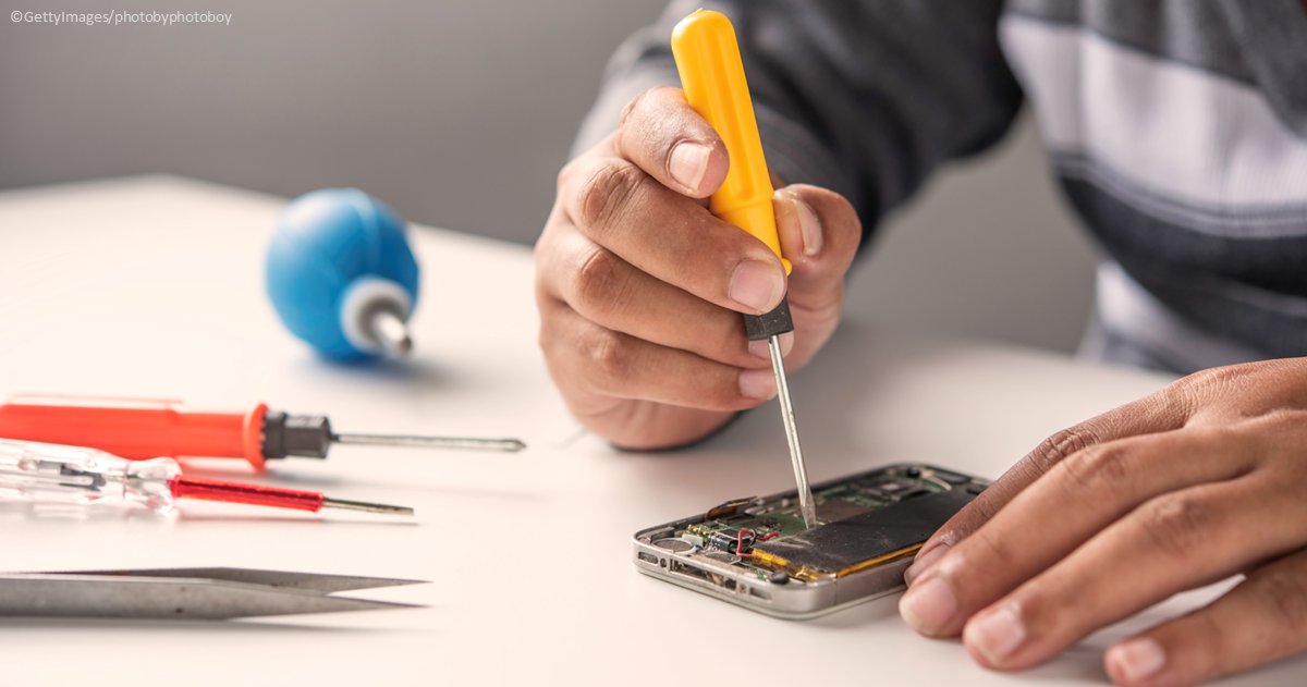 ♻️📱 Sustainable smartphones?

Much of the environmental impact of smartphones lies in their manufacturing and materials

This study from @SfEP explores how modular design promotes do-it-yourself repair to extend device life: europa.eu/!hH8Xtm

#Right2Repair