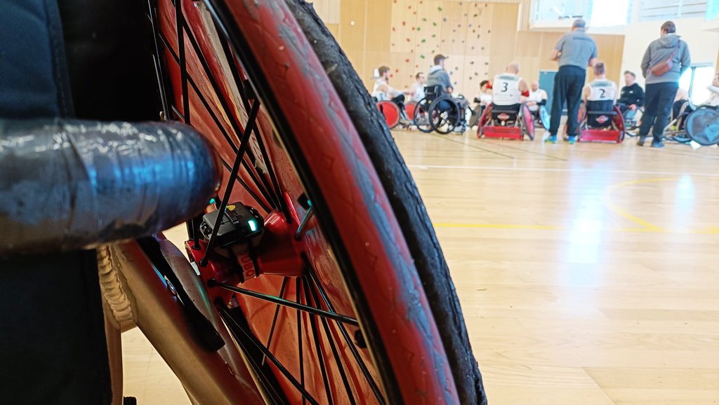 Spot the x-IMU3... @NL_wheelpower are using axle-mounted sensors to investigate influence of impairment type mobility performance and ball skills in wheelchair rugby.  #parasport #wheelchair #wheelchairrugby