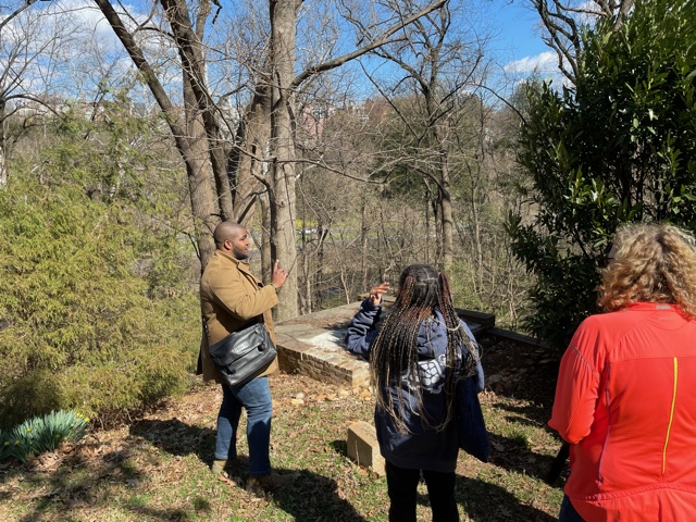 OU_DC's tweet photo. This past Sunday, OUDC Fellows met Corey Shaw, a D.C. native, who gave an incredibly informative tour of the historically African American Mt. Zion Female Union Band cemetery and its rich backstory. #BlackHistory #OperationUnderstanding #OUDC #DC https://t.co/CBO8oEWC1K