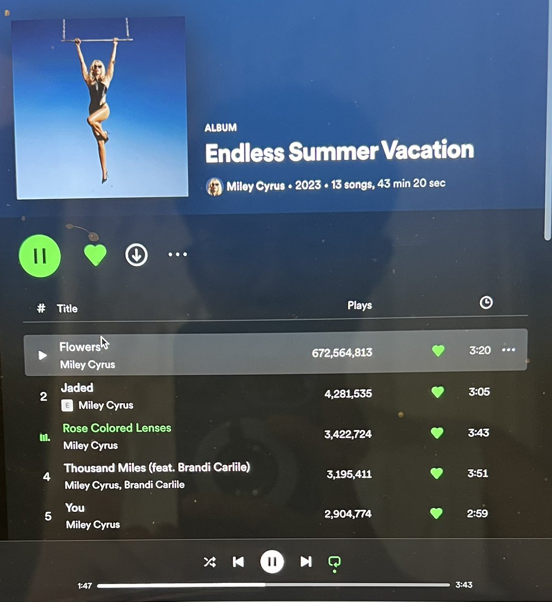en_Omc's tweet photo. After Listening to ESV for days. I think this is most the consistent album that Miley has made compare to her other albums. Before esv, Plastic heart was considered consistent but the second half of the album has inconsistency. Love both albums!#EndlessSummerVacation #MileyCyrus https://t.co/jFkNbW41dF
