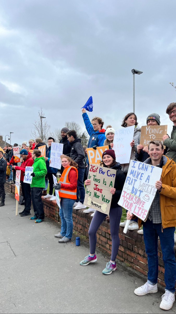 DrEmily_Kelly's tweet photo. #PayRestoration #JuniorDoctorsStrike @TheBMA @Doctors_Vote https://t.co/9EYEKtbV6q