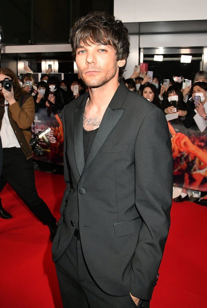 LT__91__28's tweet photo. Louis on the red carpet for the #AllOfThoseVoices Tokyo premiere! https://t.co/CKjuaGBo9E