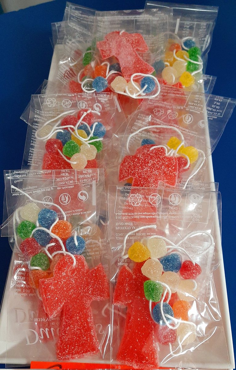 PuigFigueras's tweet image. #RosarisLlepolia 
#Rams2023 #Palma
#LlaminaduresJoguinesPuig
#Alcover
#PetitComerç