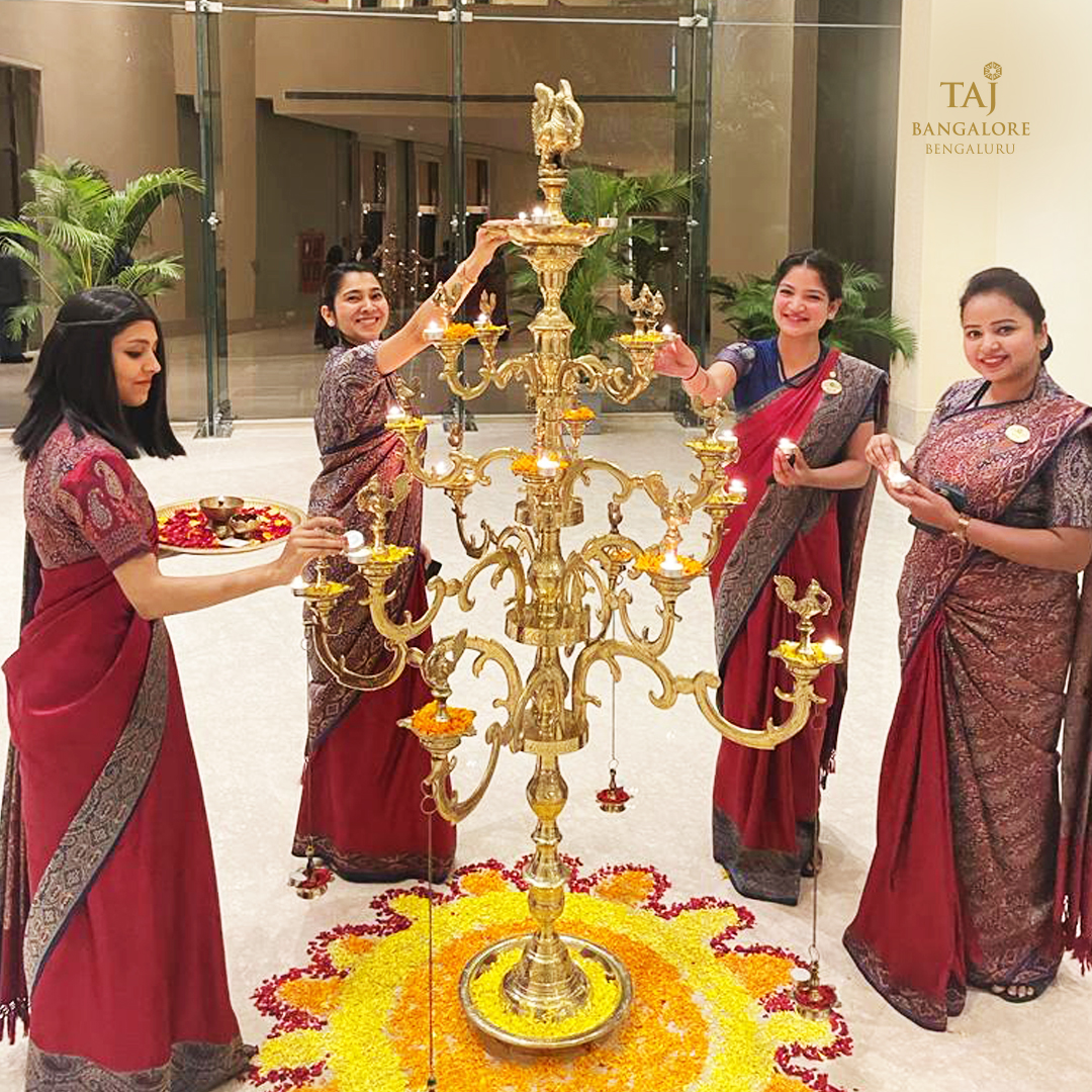 Enveloped by a symphony of luxury &amp; timeless traditions, greet the magical dusk with golden hues of glowing lamps.

A heartwarming ritual, a gratifying experience.

For reservations, call: +91 95133 00393

#TajBangalore #TajHotels #LampLighting #SunsetRituals #SunsetRitualsAtTaj