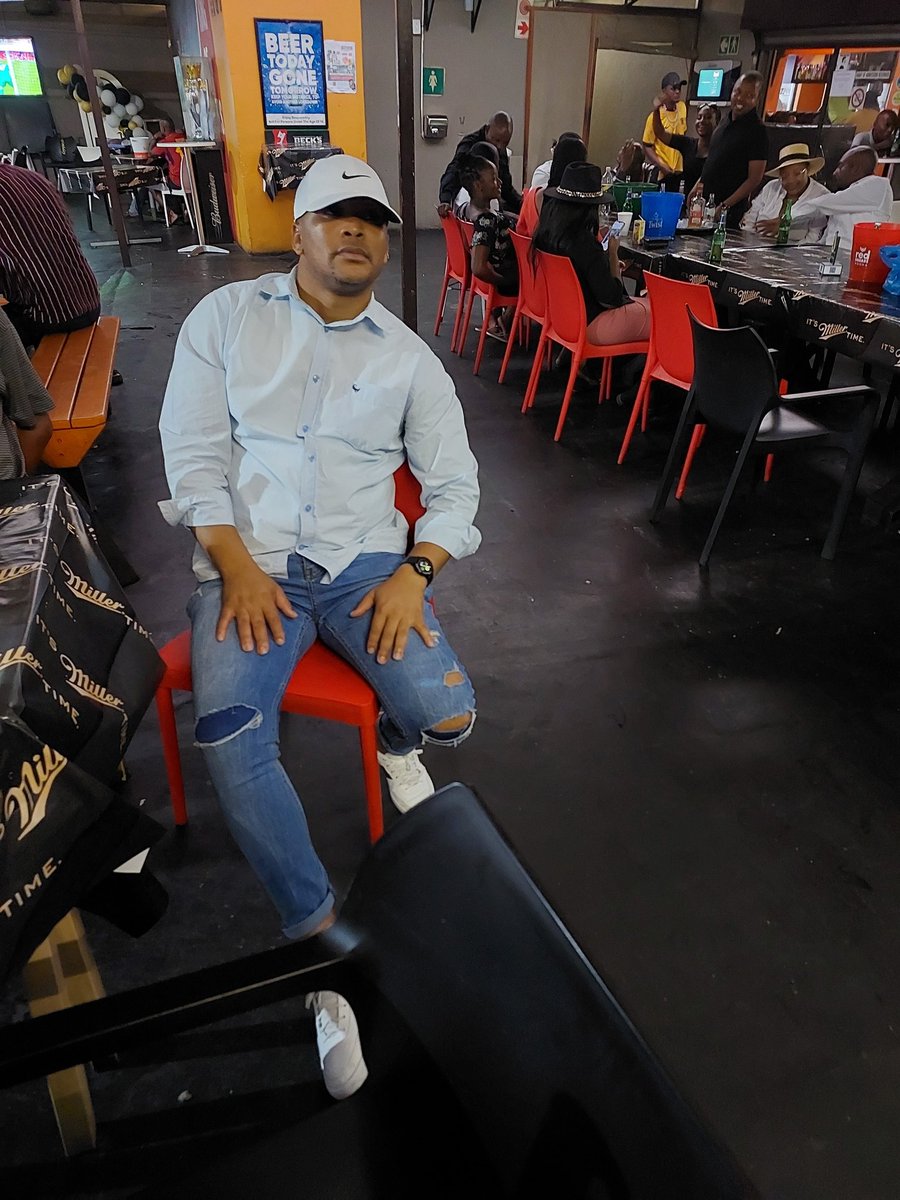 iminamkavuyo's tweet image. My weekend was rough oh lord #soulsession #basement