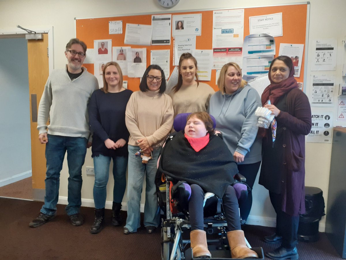 nextsteptrust's tweet image. Whilst we were glad to see the snow❄️we are also glad to get back outdoors! 🚌 We are celebrating 10 years of commitment from 6 of our employees who joined us back in 2013! their support at Next Step is hugely appreciated 🤩🤩