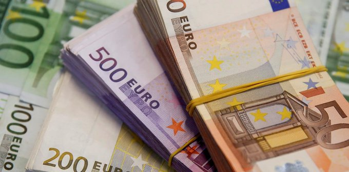 GustavoIPadilla's tweet photo. 💵 El #efectivo debe coexistir con otras formas de dinero porque proporciona una diversificación muy necesaria y una protección contra algunas de las amenazas y desafíos que plantea la digitalización. #CashEssentials
https://t.co/ELZBg1f1dV https://t.co/TI4jfJPA15