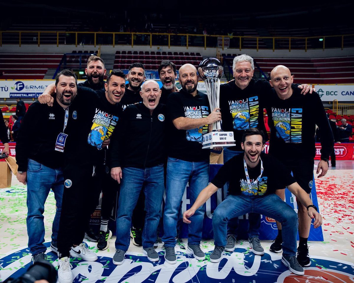 iltorres84's tweet photo. Voluta, sudata e conquistata🇮🇹🏆🇮🇹 #LNP #coppaitalia https://t.co/leu0sjqT3x