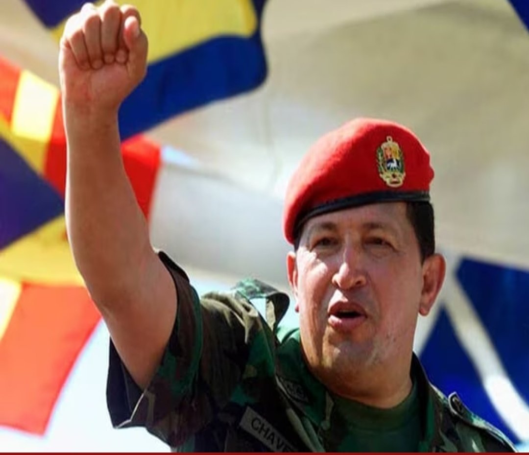 Chávez, un militar camaleónico y extravertido, se convirtió en un referente político regional y en una figura determinante en la historia de Venezuela
#ChávezDelMundo