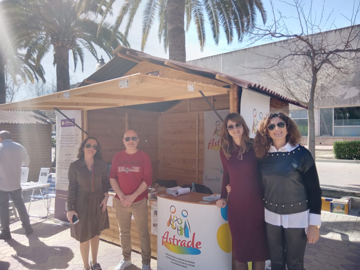 AstradeRMurcia's tweet photo. El sábado estuvimos en la 1º Feria de la educación de Jumilla, gracias al @AytoJumilla y #FAMPA por esta iniciativa para dar visibilidad a centros educativos, a las asociaciones que colaboramos e intervenimos de forma muy activa en el municipio de Jumilla.
#Jumilla #Astrade https://t.co/u6JNC3x1qa