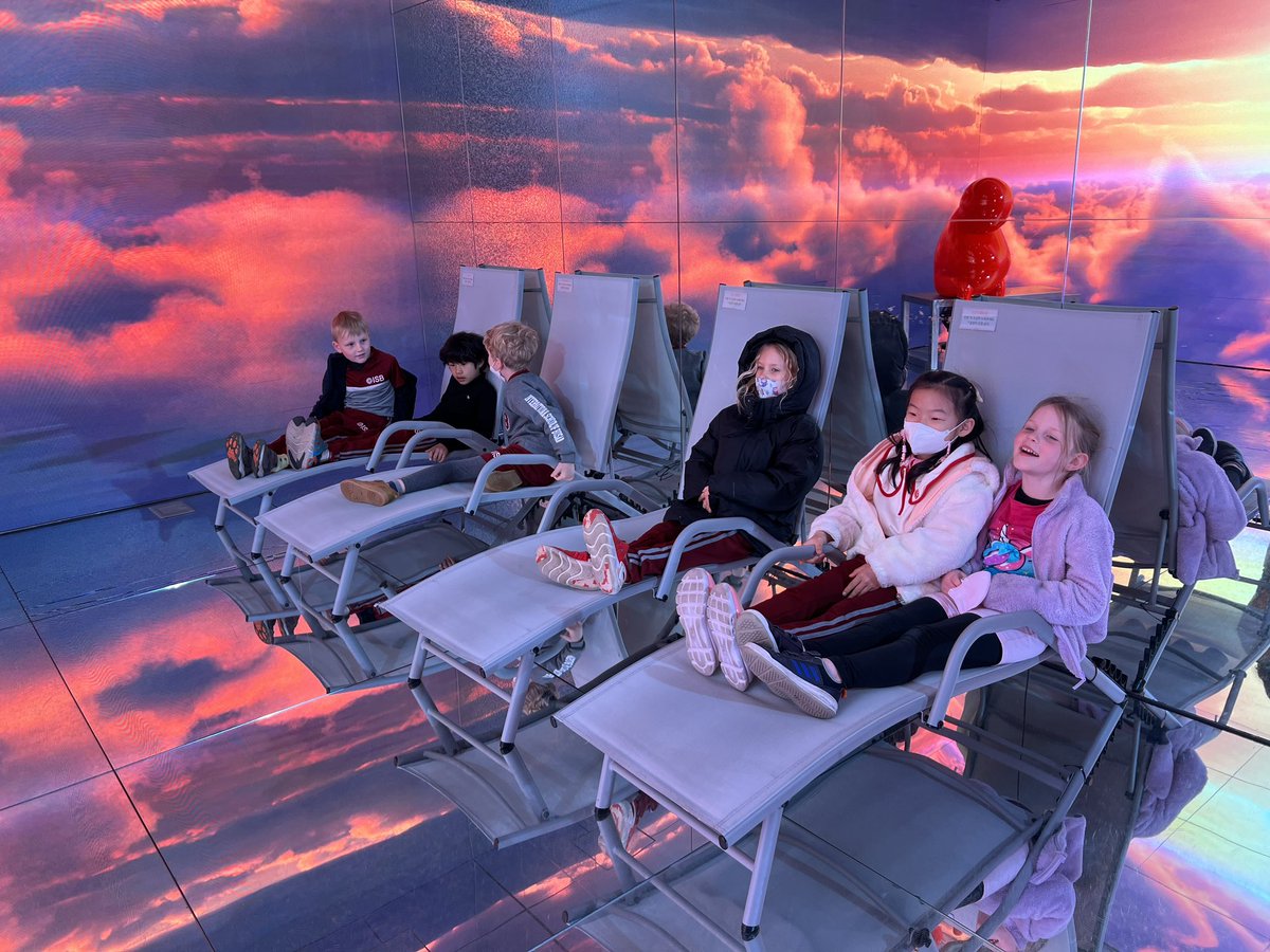 TinaGahagan's tweet image. Grade 1 experienced light, sound, music, and movement in a variety of ways on our field trip today. I was inspired by the knowledge they shared and the experience they had. I am looking forward to their reflections. #ISBLearning #WellMi