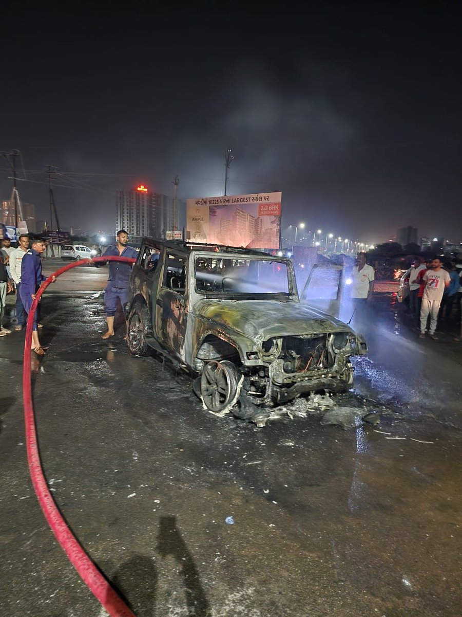 parth_makati's tweet photo. Massive Fire in My New Mahindra Thar LX (UP 53 EM 8883), Chassis No MA1UJ4YK2P2B22538,
Engine No YKP4B83610
Date of purchase 20/02/2023
3200 Km Driven only
After this I want to ask Mr. @anandmahindra ,How can we trust @Mahindra_Auto https://t.co/pTEo5sU1xH