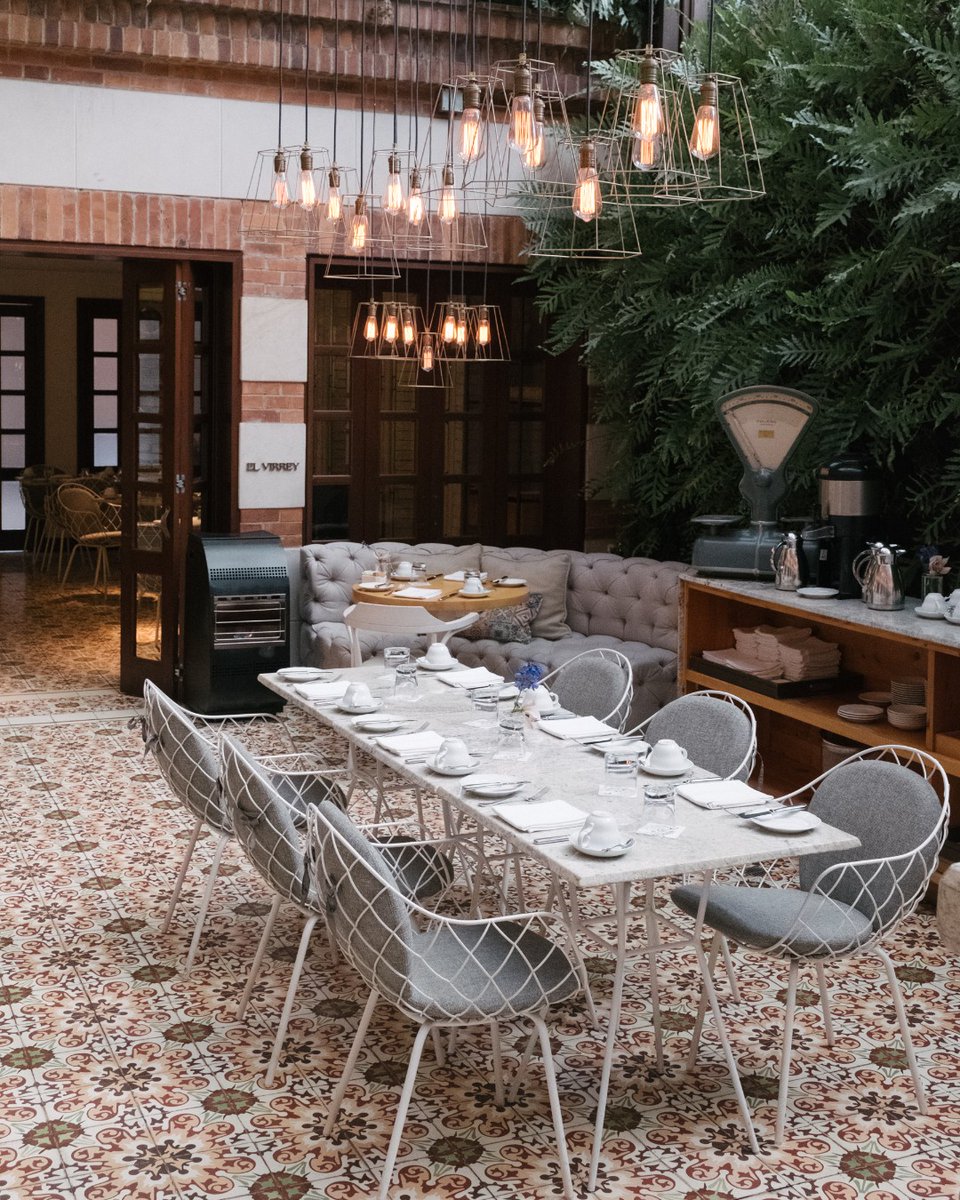Castanyoles's tweet photo. Cada rincón de #Castañyoles es especial✨🍃 Ideal para celebrar momentos especiales y compartir con las personas que más quieres. 
Pregunta para reservar tu próximo evento con nosotros.
.
#Eventos #Bogotá #Restaurante https://t.co/rfTS9Zfdop
