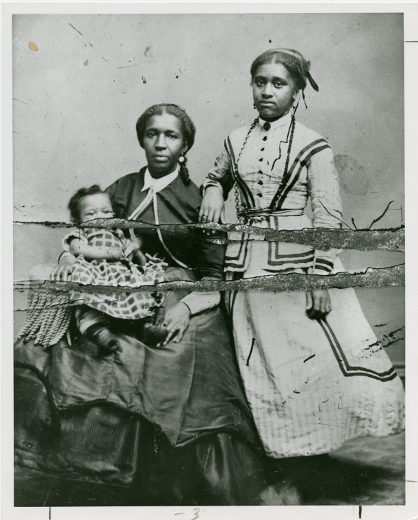 ProenzaColes's tweet photo. Mary Silvinia Burghardt Du Bois, with her sister &amp; infant son William, aka W. E. B. Du Bois (New York Public Library Digital Collection). The Burghardts descended from a formerly enslaved ancestor who fought in the American Revolution. https://t.co/bYDKtqKMCL