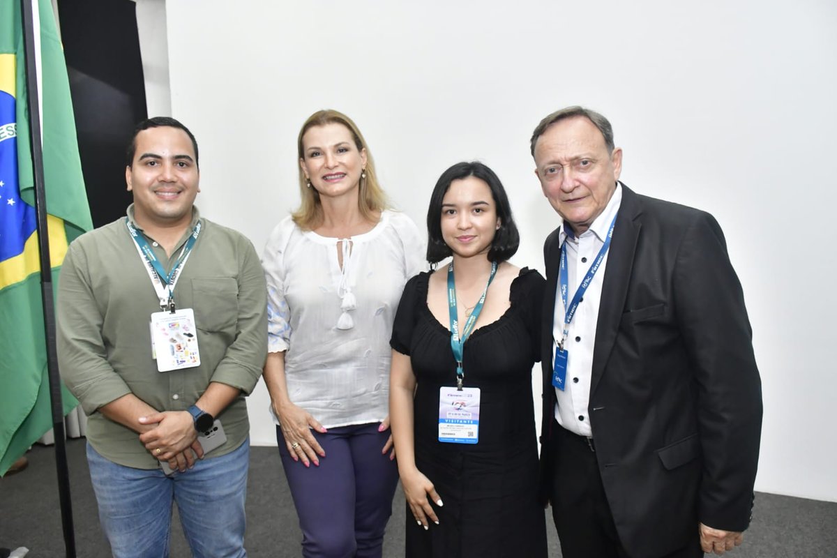 mauricioaguass's tweet photo. Con broche de oro y dejando a Cúcuta en alto cerramos nuestra participación en #FIMEC la feria más importante de america del sector de proveeduría de materiales e insumos de calzado. Fuimos recibidos por la Alcaldesa de Novo Hamburgo-
RS Brasil @DaudtFatima (hilo)@MichellePicon https://t.co/zhJQCcXYzc
