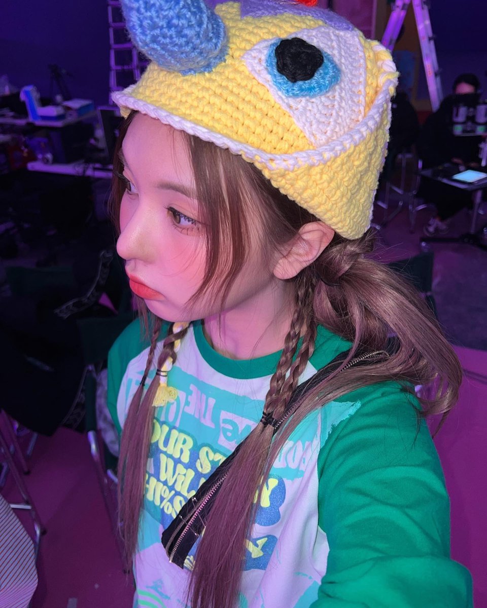 BaeJinsolBrasil's tweet photo. #SOLSTAGRAM | Atualização da Bae no Instagram oficial do NMIXX.

"Young, Dumb, Stupid 🤪"

#NMIXX #엔믹스 #배이 #BAE @NMIXX_official https://t.co/pmTjqOPFZ3