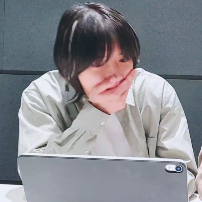 Beomgyeu's tweet photo. Literally my reaction https://t.co/6DCHlBHNKP
