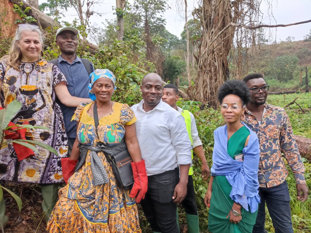 usfe_inter's tweet photo. We would like to thank Mrs. @ELENA TROVESI CEO and Int. Executive Secretary of Global Water Partnership (GWPO) and her team for the working visit in our offices on 10 March 2023, accompanied by a field trip to see the realities of the TREE FOR HOPE project.
@GWP_CAf https://t.co/st10axuArJ