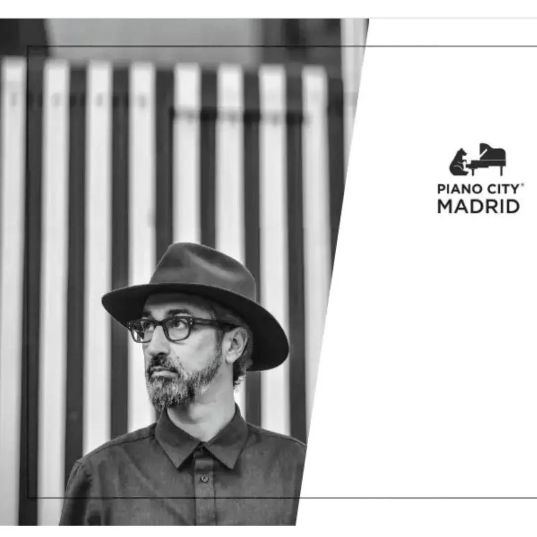 MarlangoOficial's tweet photo. El sábado 22 de abril @pelayoale estará en @serreria_belga en un recital minimalista de piano 🎹 dentro de @MadridPiano ✨
📸 @anitamanez https://t.co/imdzksM8ut