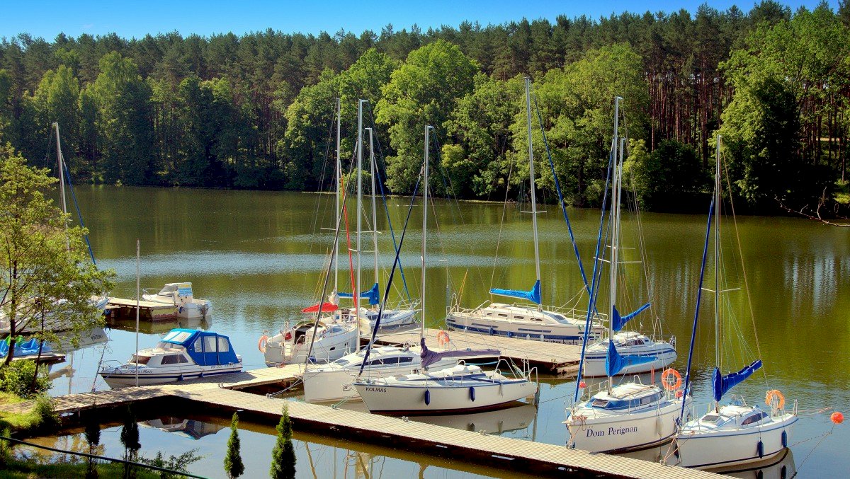 pl_wodnik's tweet photo. Odkryj uroki Mazur już teraz i zaplanuj swoje wymarzone wakacje! Mazury to region pełen pięknych krajobrazów, jezior, lasów i atrakcji turystycznych, który z pewnością zadowoli każdego podróżnika 🌞  #mazury #krainajezior #lake #poland #warmiamazury #mazurycudnatury https://t.co/Pwd5orEWIf