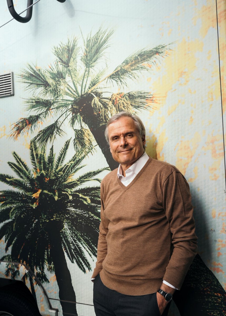 volkstheater's tweet image. Diesen Freitag, 17 MÄRZ 20 Uhr kommt #AxelHacke auf die Bühne und liest und erzählt von seiner Arbeit und hat alles dabei, was er im Leben geschrieben hat! (Oder na gut, eine Menge von dem – und das ist sehr viel). Es gibt noch ein paar Karten!

🛒muenchner-volkstheater.de/programm/extra…