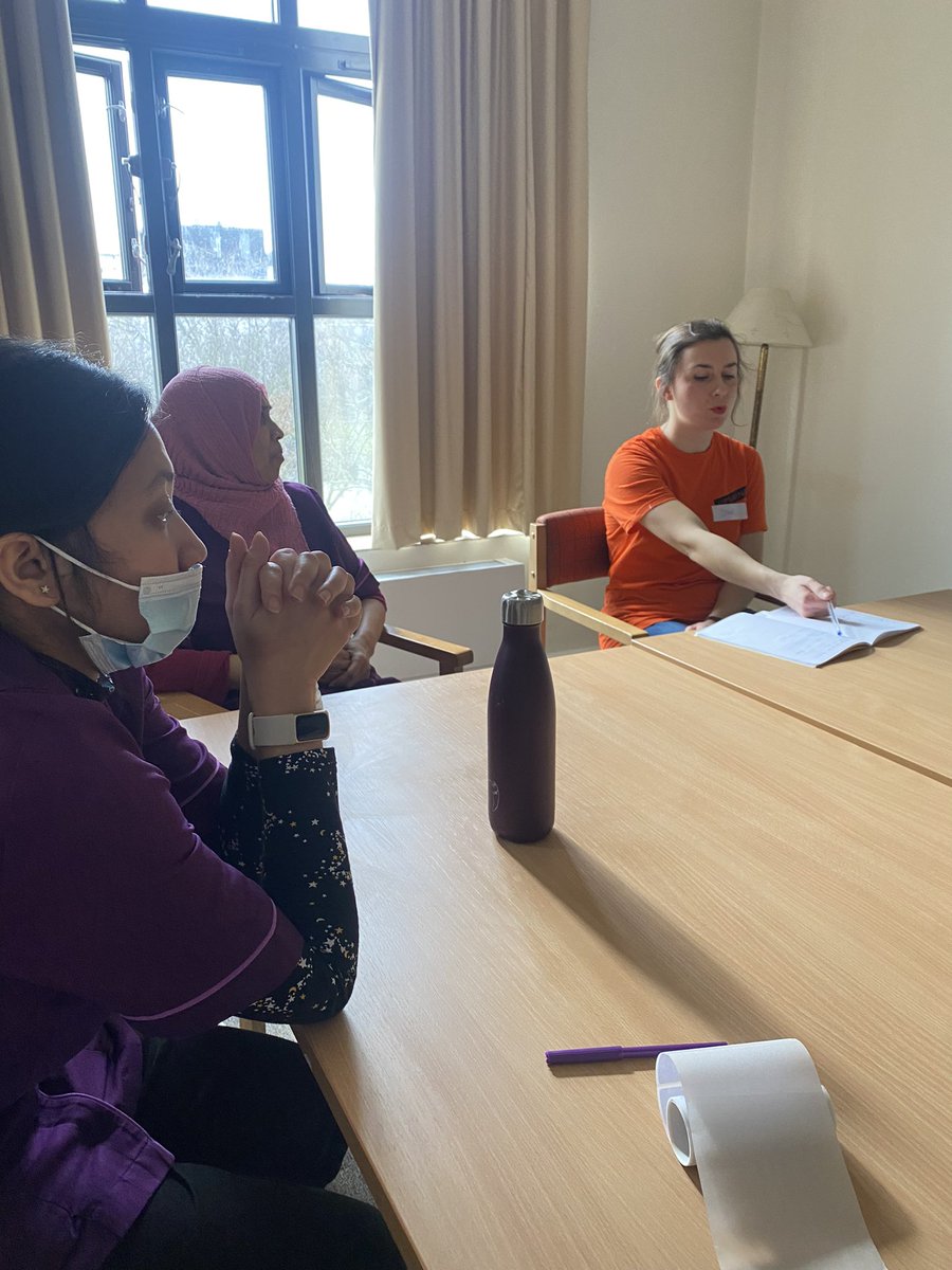 SilkCourtAH's tweet photo. Coming up with ideas for our circus show this afternoon. Come on girls put your thinking caps on 🧢🎪 @AnchorLaterLife @upswingaerial @creativemojo @IntergenTwM @IMMmusicUK @creativemojo @NAPAlivinglife #ideas #circus #hardthinking https://t.co/gybisKAKIg