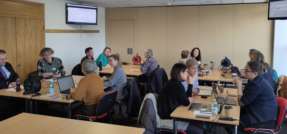 We organised a members-only Business Boost Day together with @itiwesternregio last Friday.

Attendees audited their client base, derived their USPs, looked at where they wanted to take their business and determined how to get there! #xl8