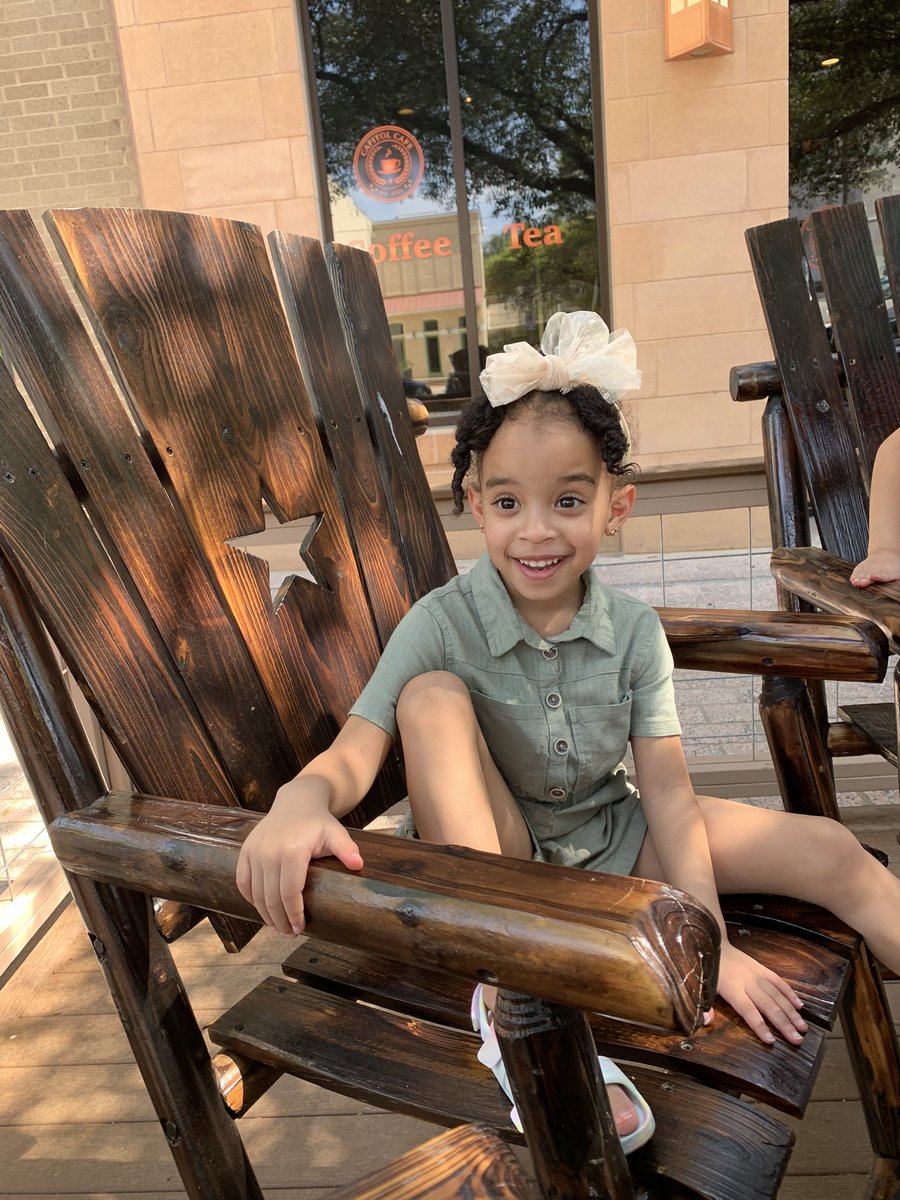 Cavalier Johnson tweet media