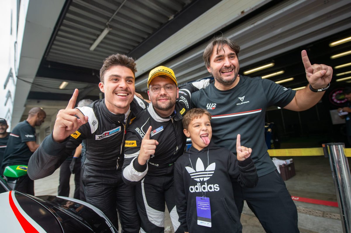 tcrsouthamerica's tweet photo. #PressRelease: W2 Pro GP disputa temporada 2023 com Raphael Reis e promove a estreia de Galid Osman. https://t.co/9nKknlBLCe
#TCRSouthAmericaBRB #TCRSeries #GalidOsman #RaphaelReis #W2ProGP https://t.co/cyFgBmXuDt