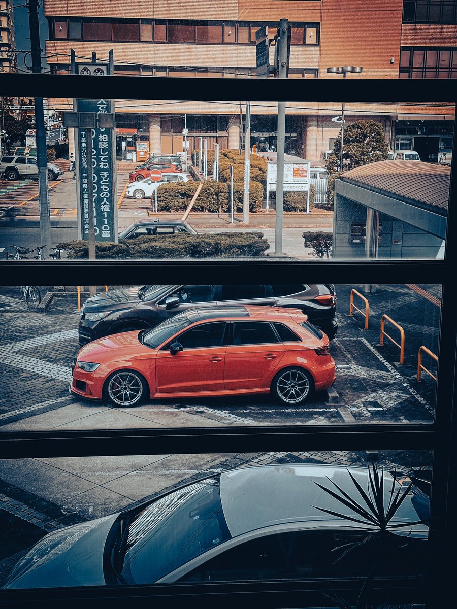 sin____'s tweet photo. #audi #RS3 #RS3sportback #audisport #catalunyared #audiquattro 
#ozracing
#balance_it #makeover
#iPhone14ProMax https://t.co/nnA8hBk4h7