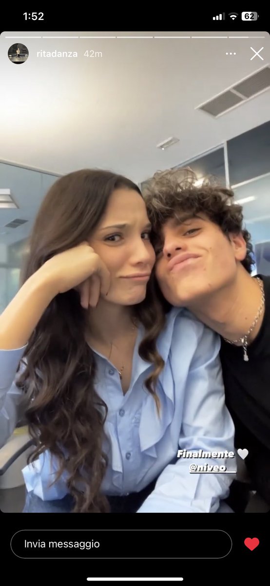 amicifamilyy's tweet photo. quanto siete mancati🤍 #amici22 #riveo https://t.co/yPfXSWvyOv