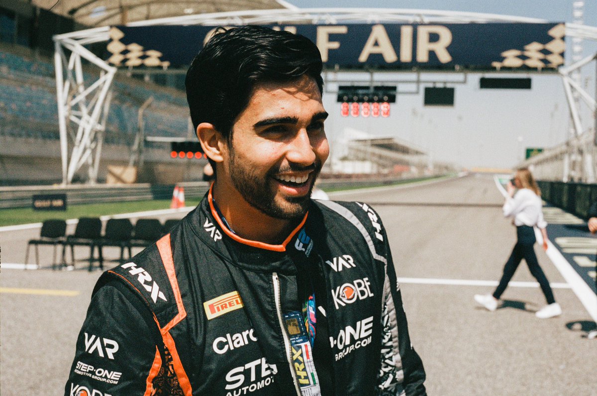 JMCorrea__'s tweet photo. Smiling cause it’s race week 🏎️ https://t.co/ikv6sa7VYO