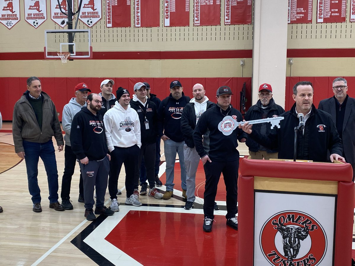 SomersFootball's tweet photo. Thank you so much to everyone who made the parade possible on Saturday. Representing our program and receiving the “key to the city” was an awesome moment. The support in this town is like no other. Thank you!! #TUSKERFAMILY @RobScorrano @TuskerAthletics https://t.co/z9zJwZBz8A