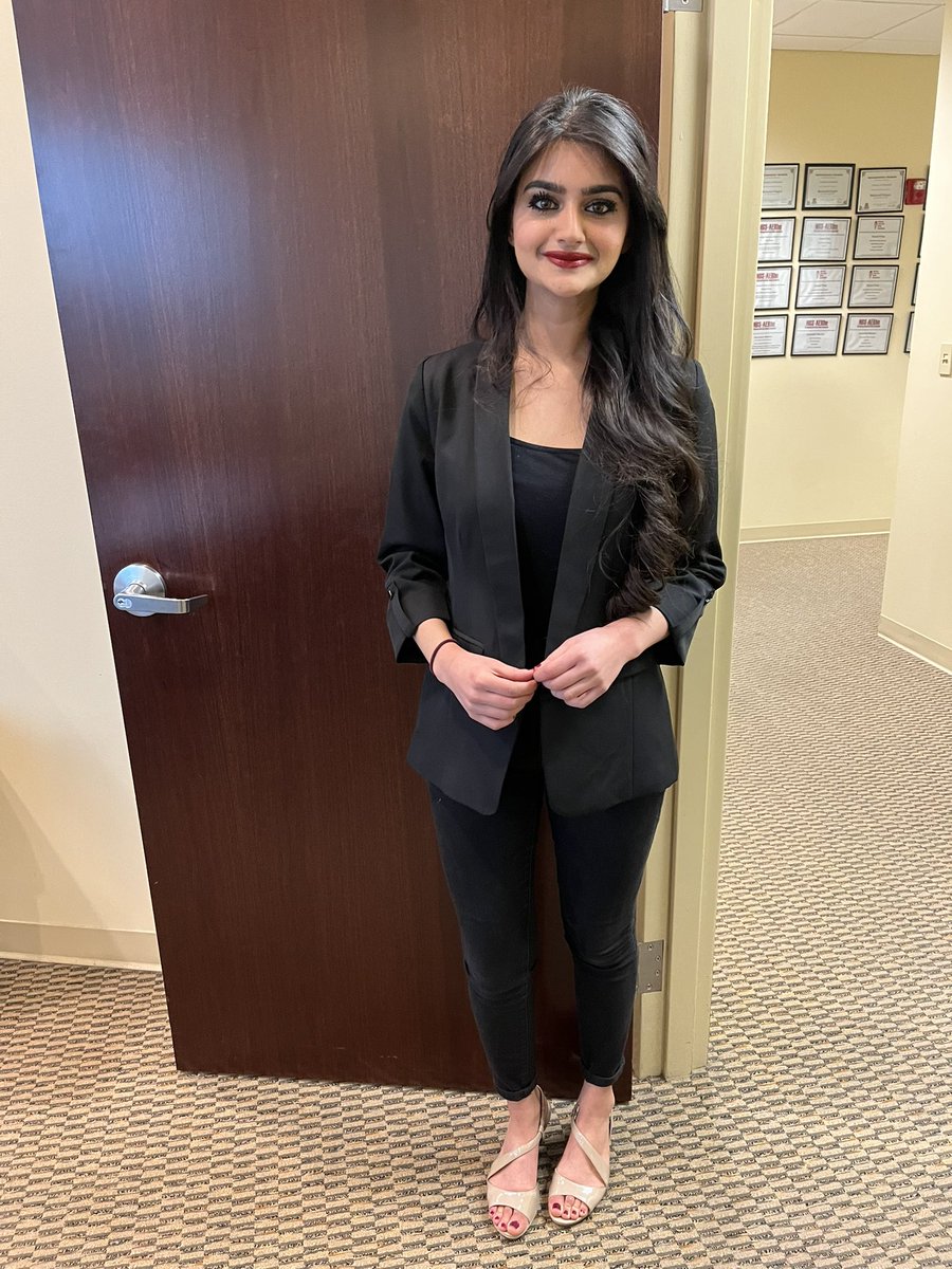 Lauren Tauer tweet media