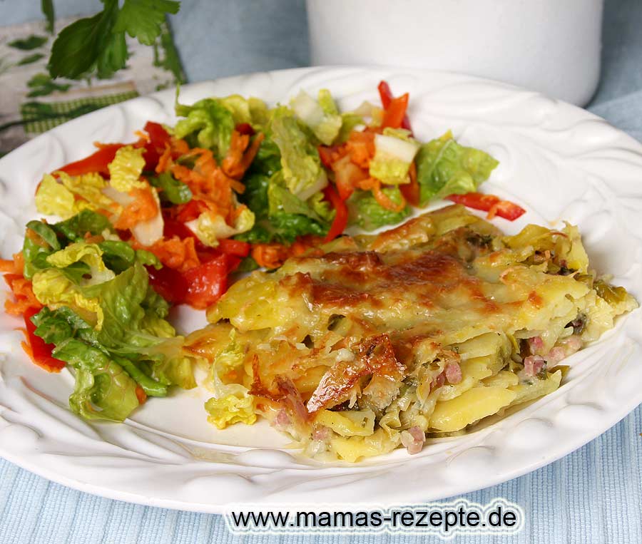 MamasRezepteWeb's tweet photo. Neues auf Mamas Rezepte: Kartoffel Lauch Auflauf - https://t.co/nQTV3XCuVp https://t.co/Xo7awVie6l