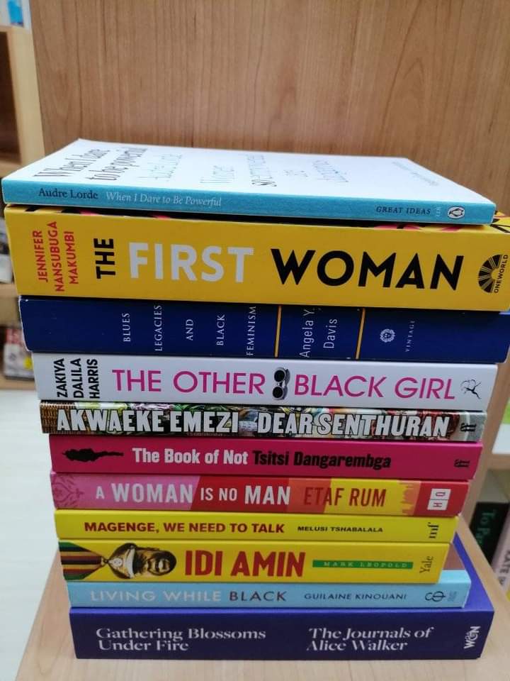NjUhuruMapapu's tweet photo. 📚 on sale R100 and R150.

You can order as follows
Call or whatsapp Sbu on 0672047732
I am based in Cape Town. Cc: @BotlhaleBooks https://t.co/K4YB2q05EM