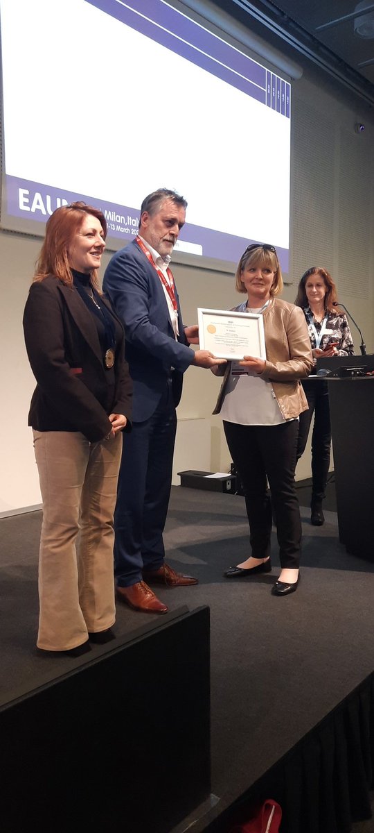 Ms Therese Kelly @theresekelly47 ANP Urology University Hospital Galway @saoltagroup accepting an award on behalf of the Urology department in UHG in practice development of a clinical-academic partnered hybrid journal and research club at #EAUN23 in Milan. @HSELive @CDONMSaolta