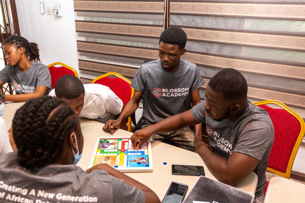 blossomacademy_'s tweet image. You can&apos;t beat our fellows in a game. Ask us why!!

Sign up for our programs here: lnkd.in/gdaSQtwh

#TheFutureIsData #Talent4Startups #DigitalAfrica #data #business #dataanalytics #UnitedShowbiz #China